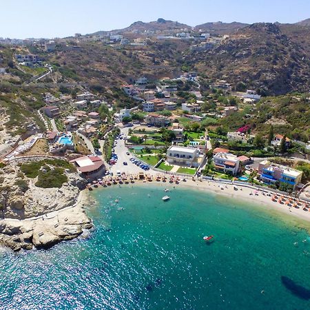 Elio A 1Bdr Apt With Garden 1 Min From The Beach By Hospi Heraklion Exteriör bild